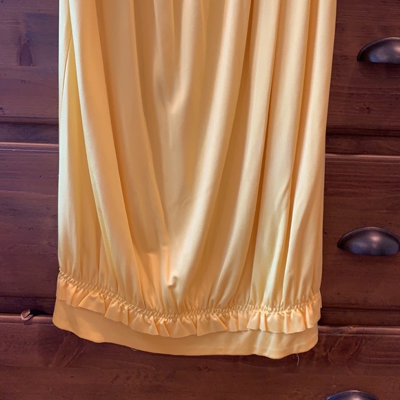 Soft Yellow Cinched At Bottom Dress - Picture 6 of 6